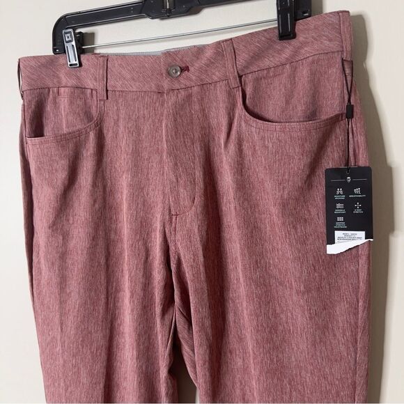 Walter Hagen Men's Hydro-Dri Red Stretch Slim Fit Golf Pants Size 36X32 - Picture 3 of 9